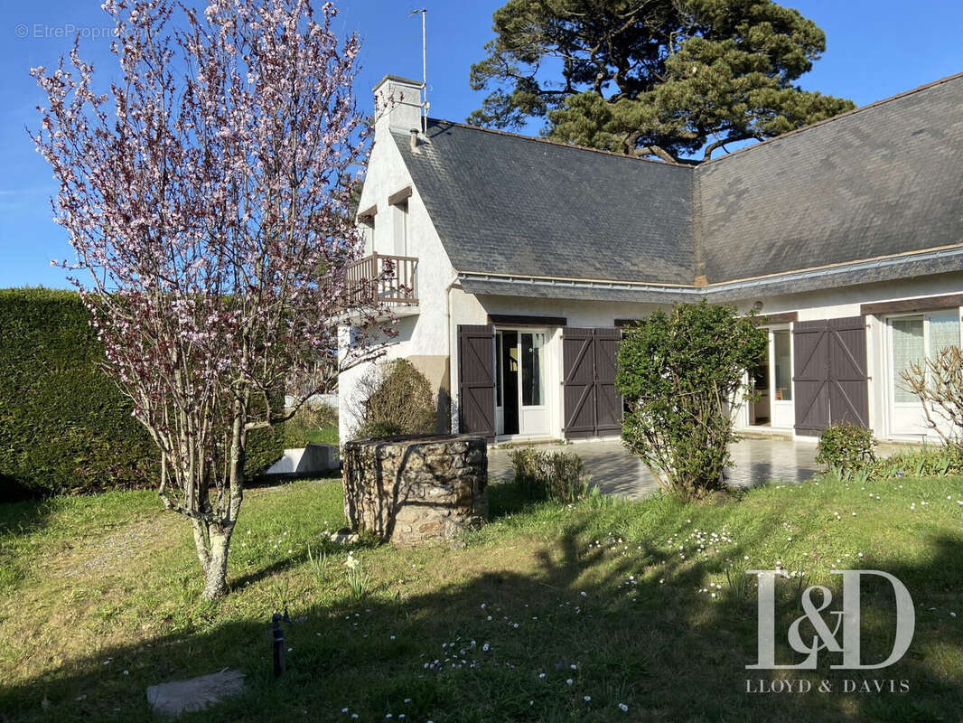 Maison à LE POULIGUEN