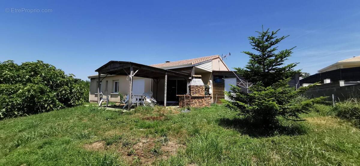Maison à CUBZAC-LES-PONTS