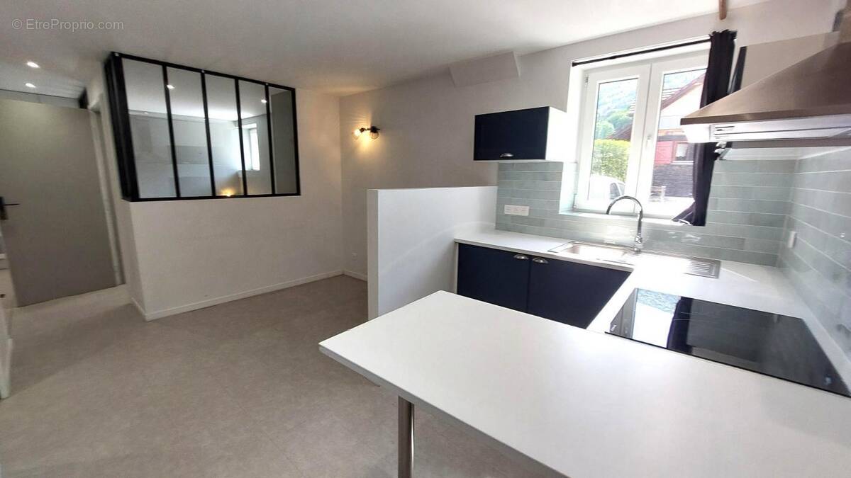 Appartement à SEVRIER