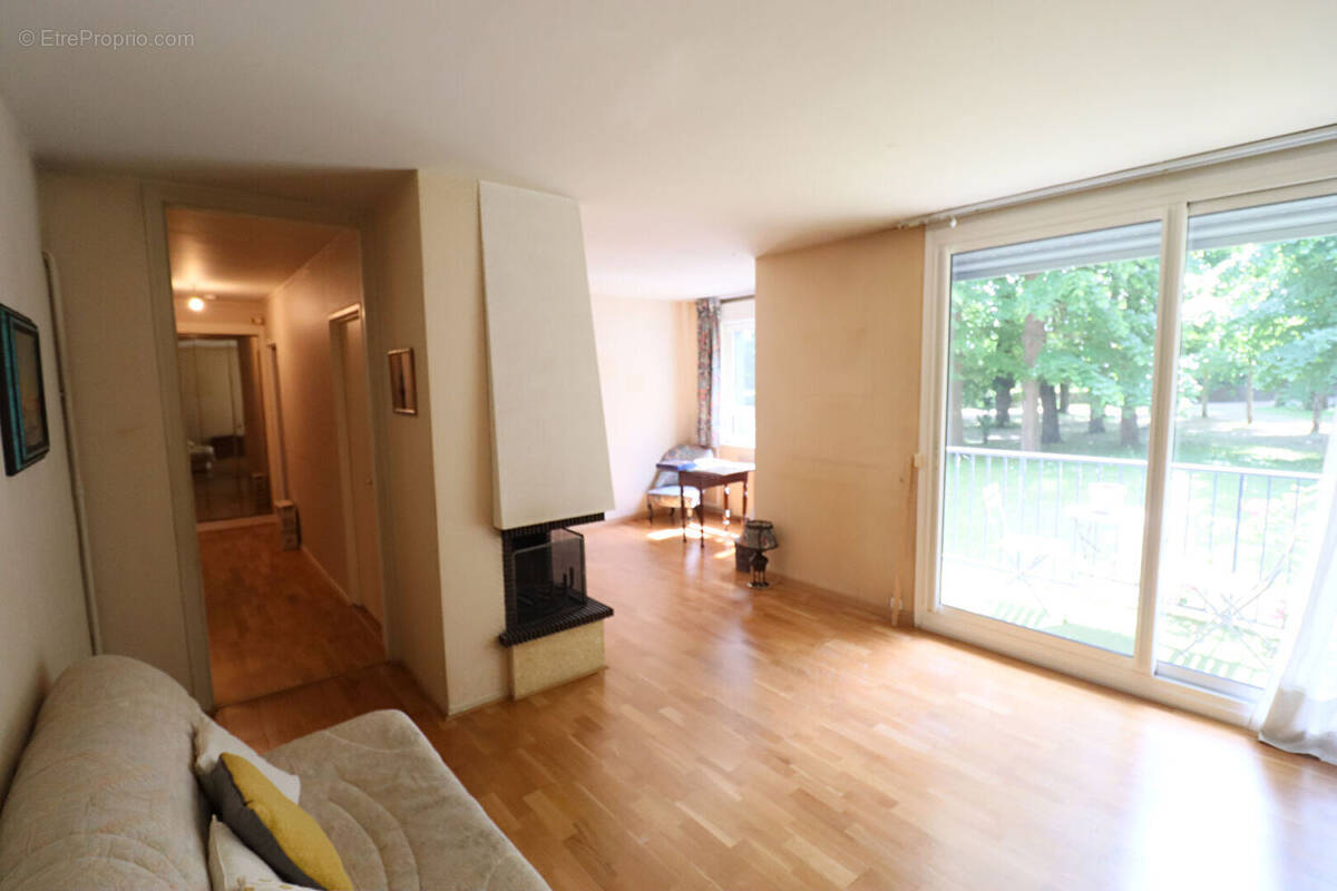Appartement à LOUVECIENNES