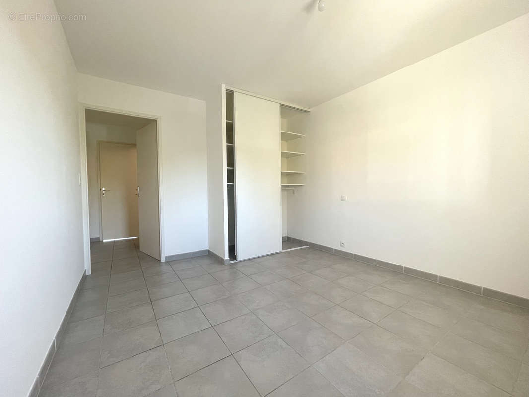 Appartement à COGOLIN