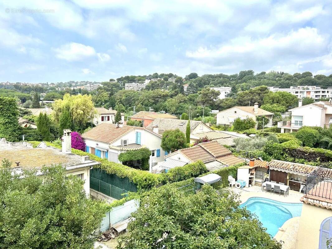 Appartement à VILLENEUVE-LOUBET