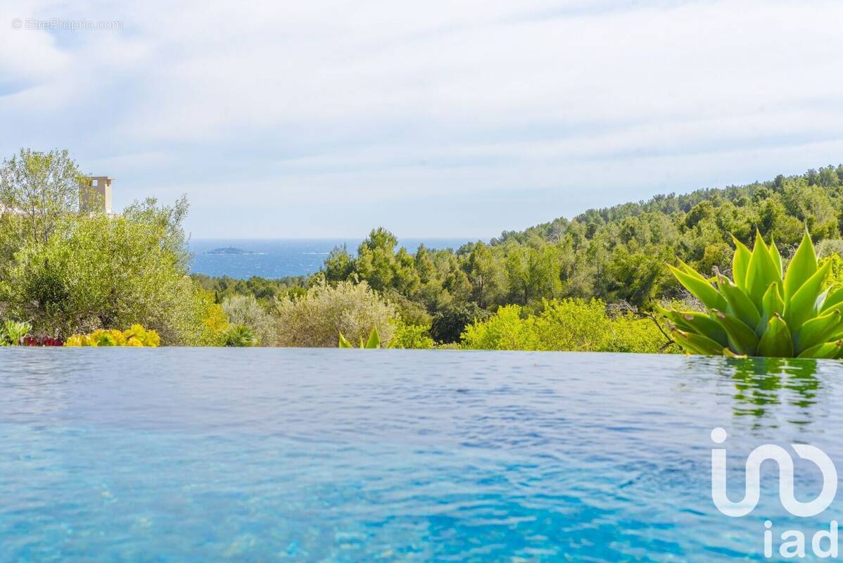 Photo 1 - Maison à BANDOL