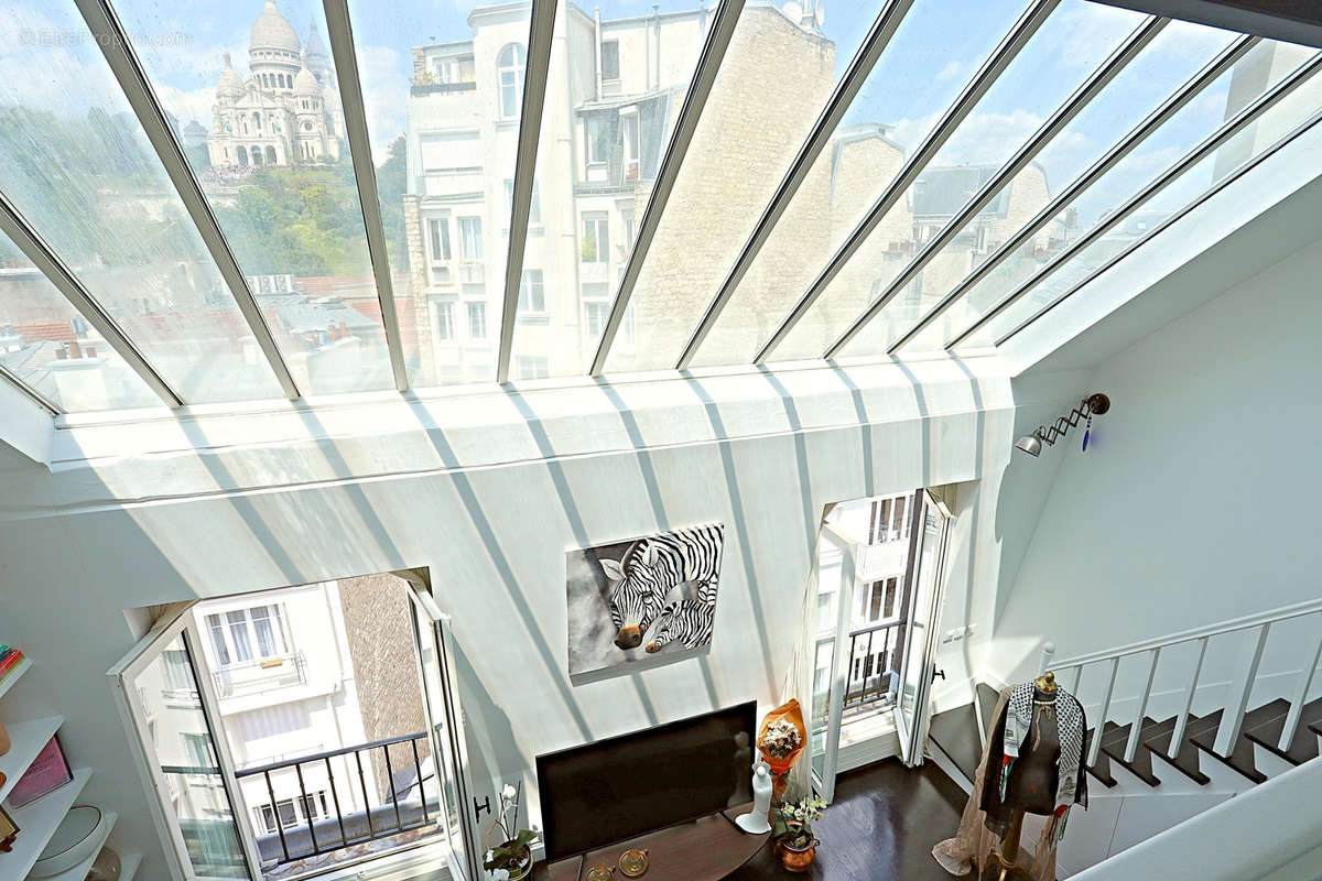 Appartement à PARIS-18E
