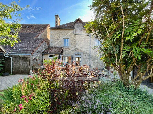 Maison à DANGEUL