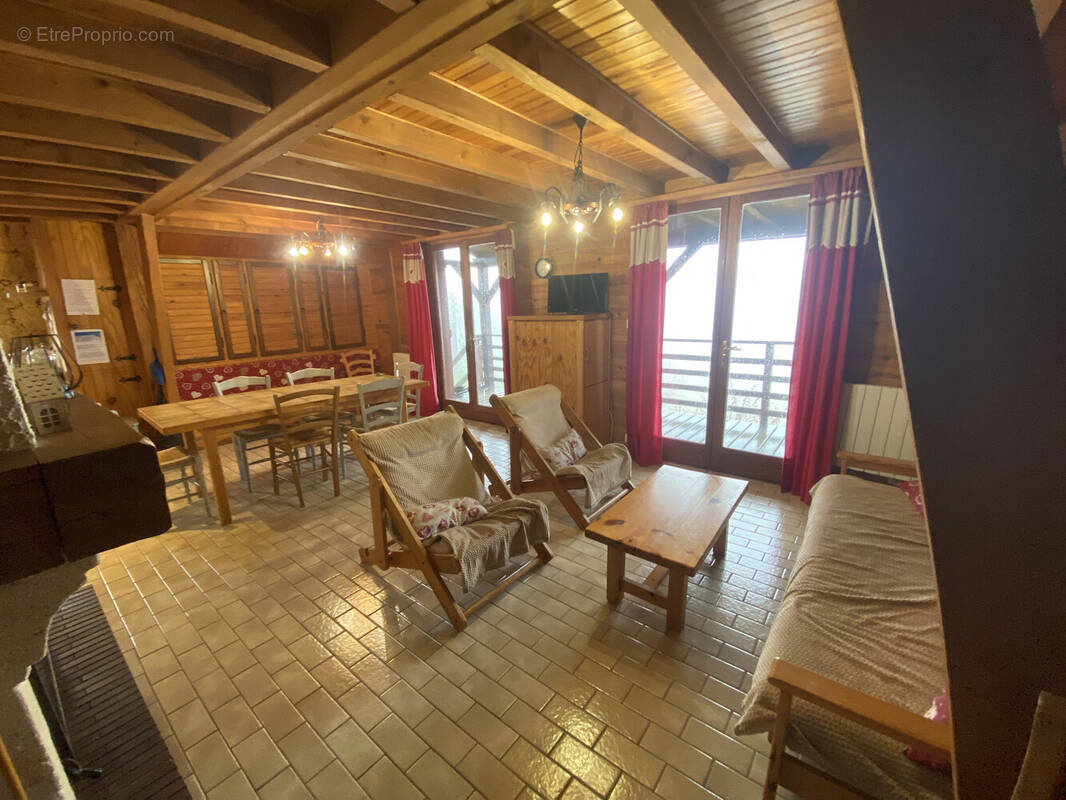 Maison à CHASTREIX