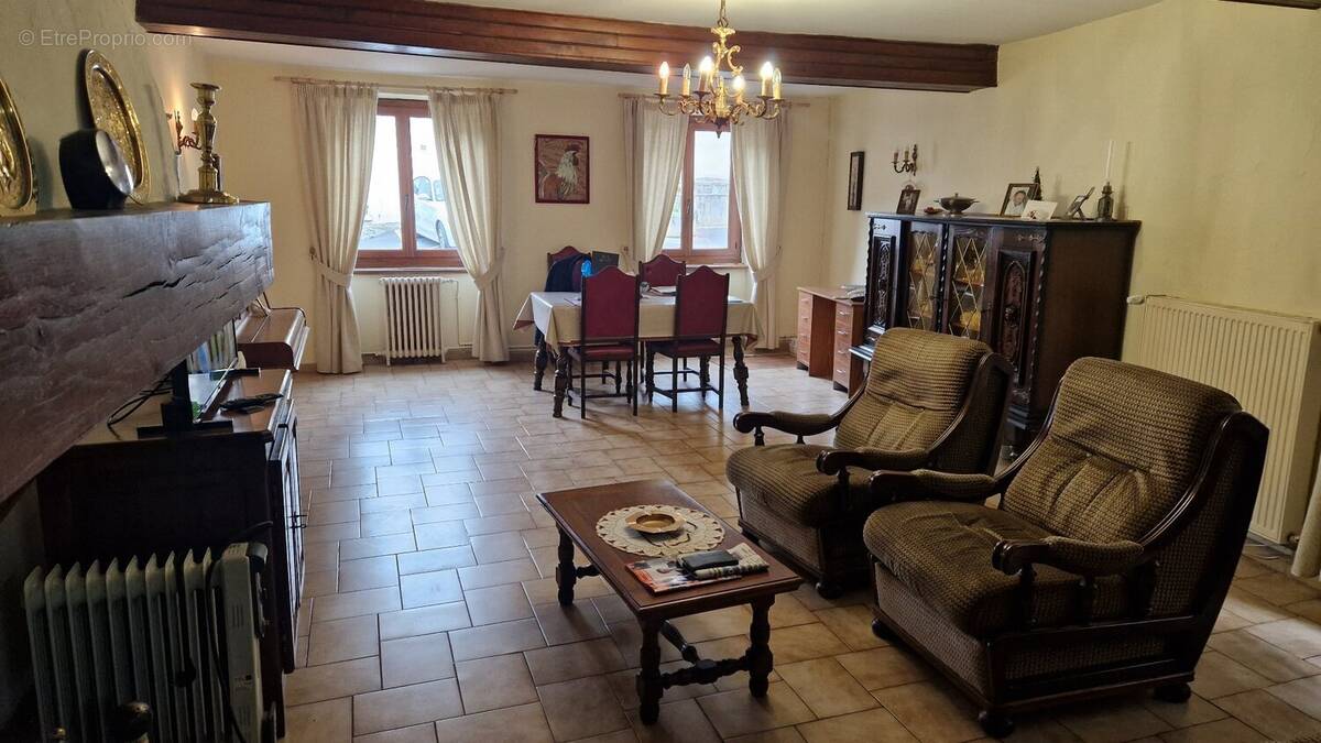 Maison à BELVIANES-ET-CAVIRAC