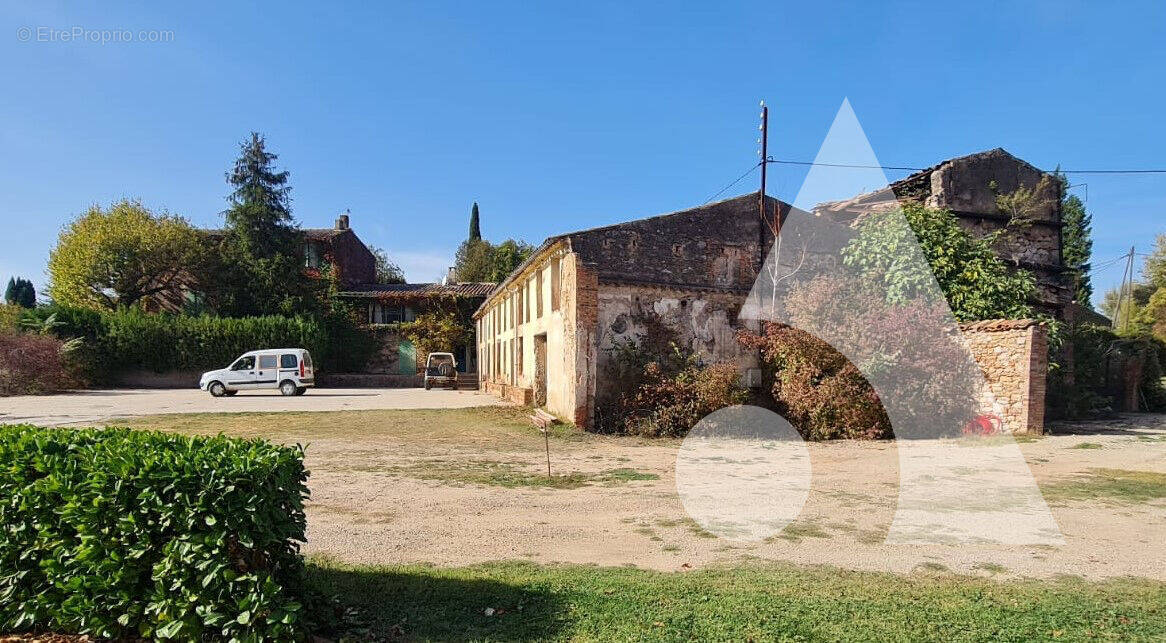 Maison à SALERNES