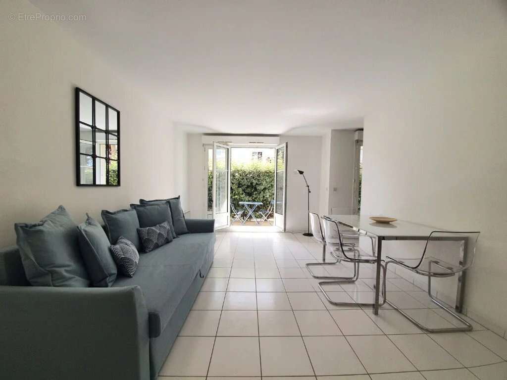 Appartement à VERRIERES-LE-BUISSON