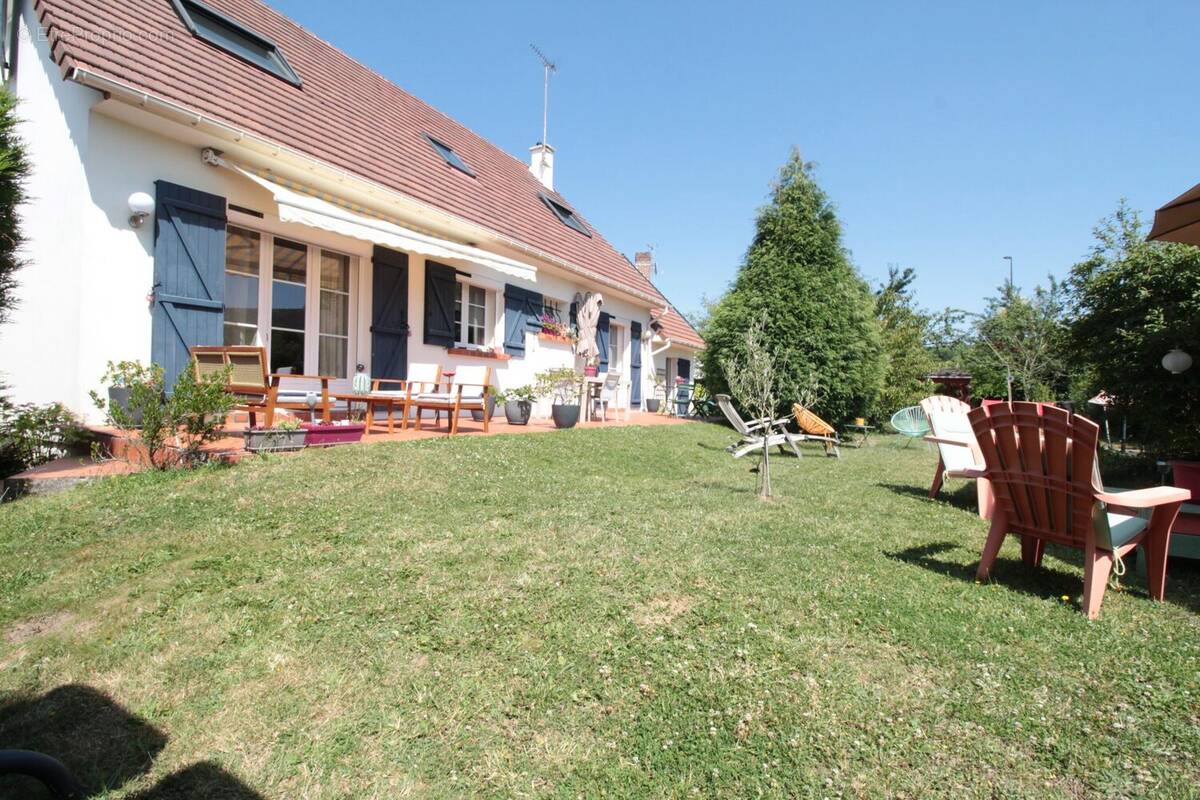 Maison à CHOISY-AU-BAC