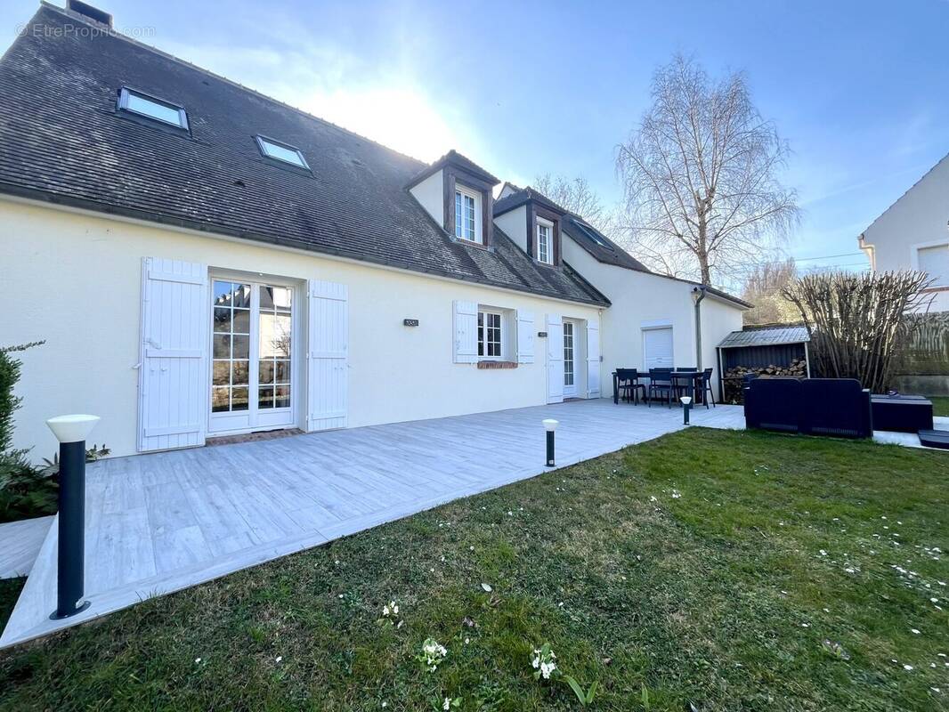 Maison à MONTLIGNON