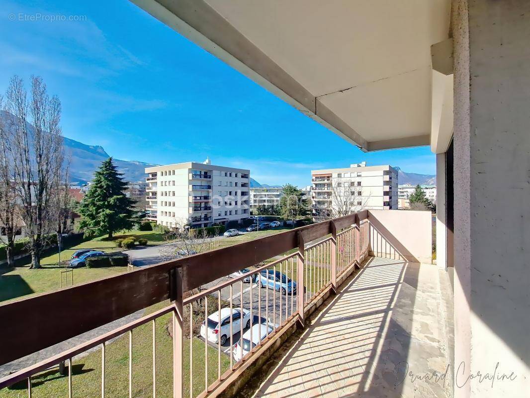 Appartement à ECHIROLLES
