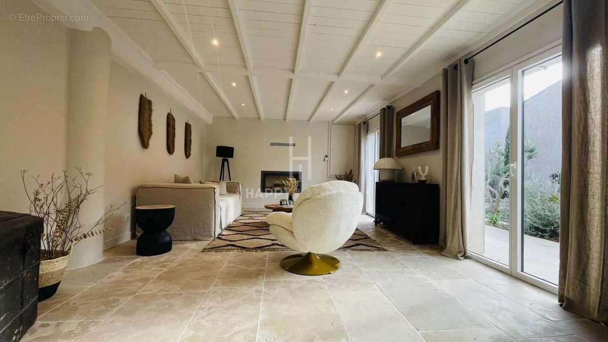 Maison à MAUSSANE-LES-ALPILLES