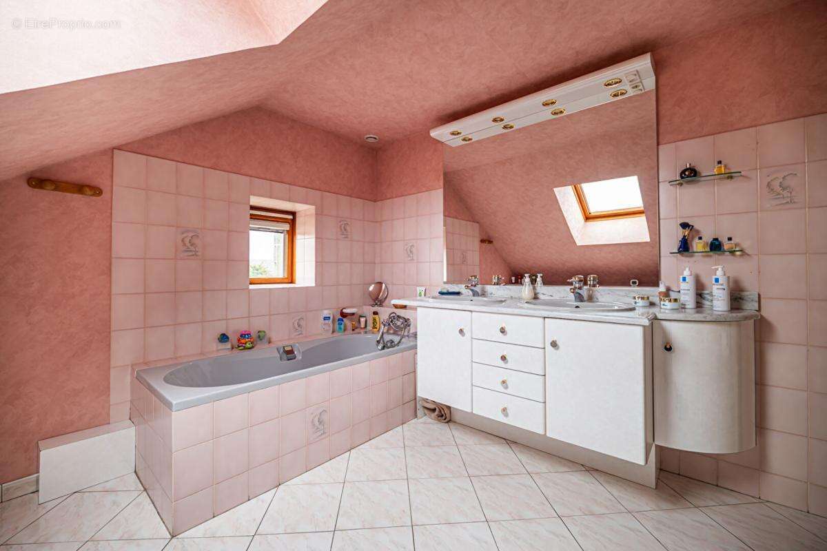 Maison à CHANGE