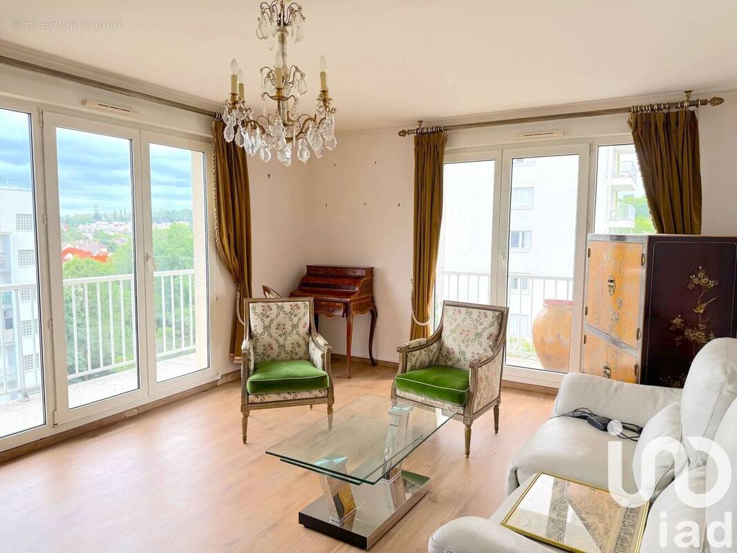 Photo 1 - Appartement à VILLEMOMBLE