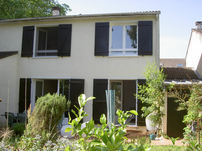 Maison à MONTIGNY-LE-BRETONNEUX