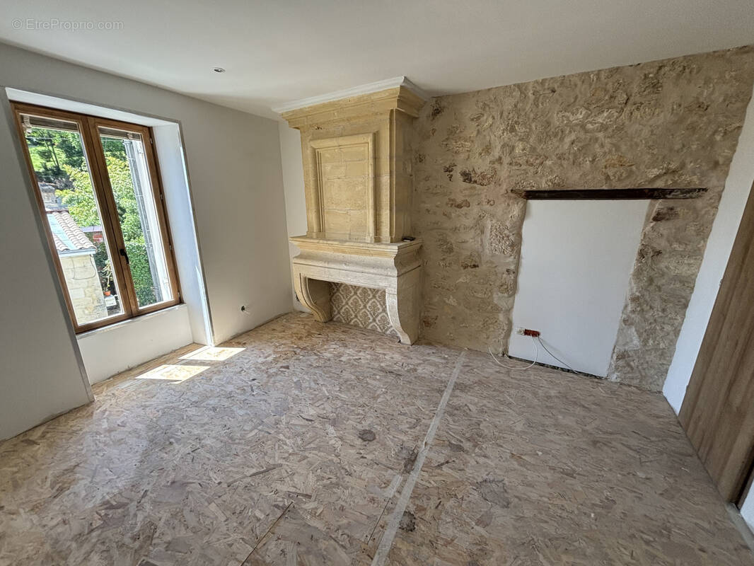 Maison à LANGOIRAN