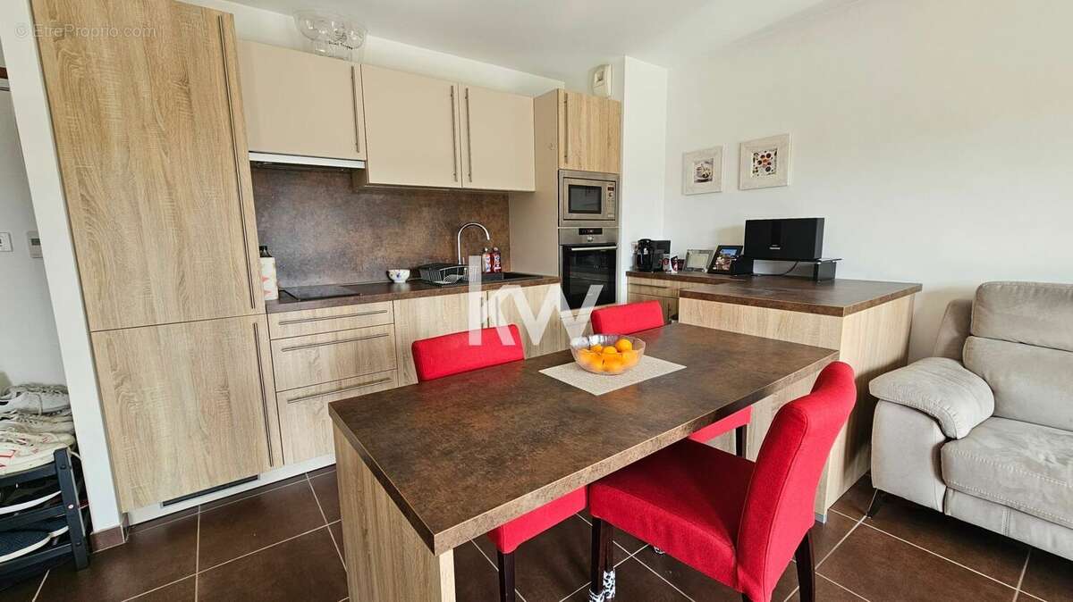 Appartement à VALLAURIS