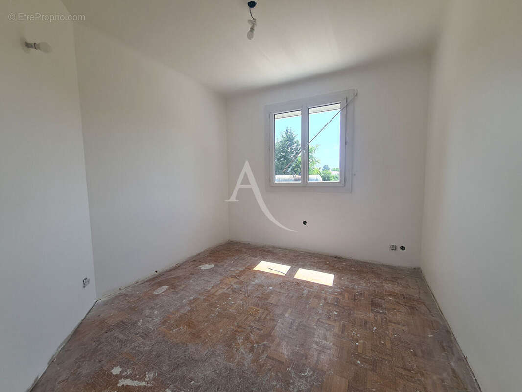 Appartement à SEMOY