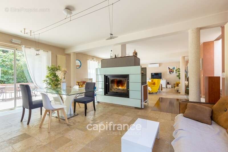 Maison à MARSEILLE-9E
