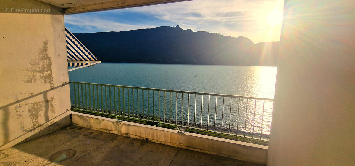 Appartement à MOUXY
