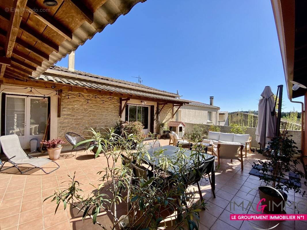 Appartement à AIGUES-VIVES