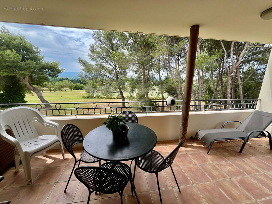 Appartement à SAUMANE-DE-VAUCLUSE