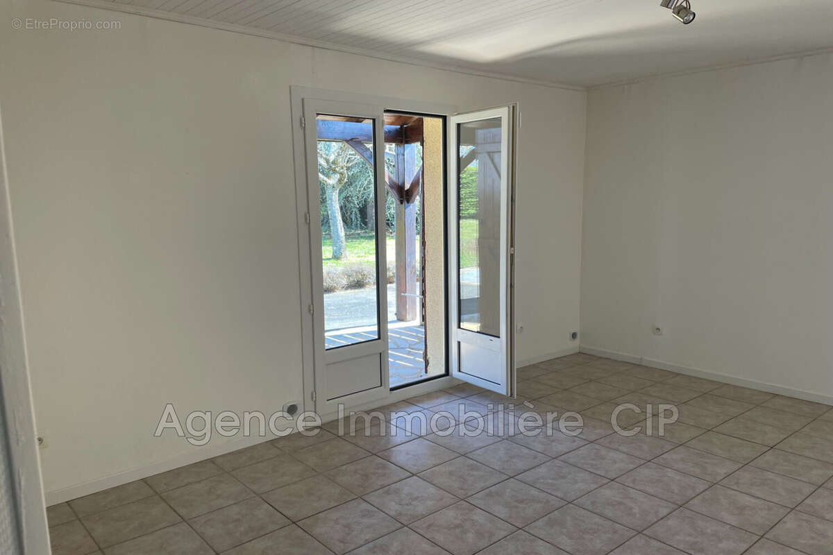 Maison à DOMME