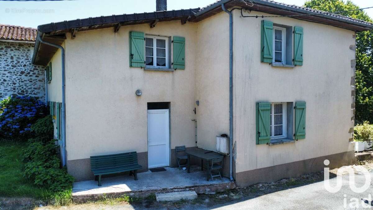 Photo 2 - Maison à SAINT-MATHIEU