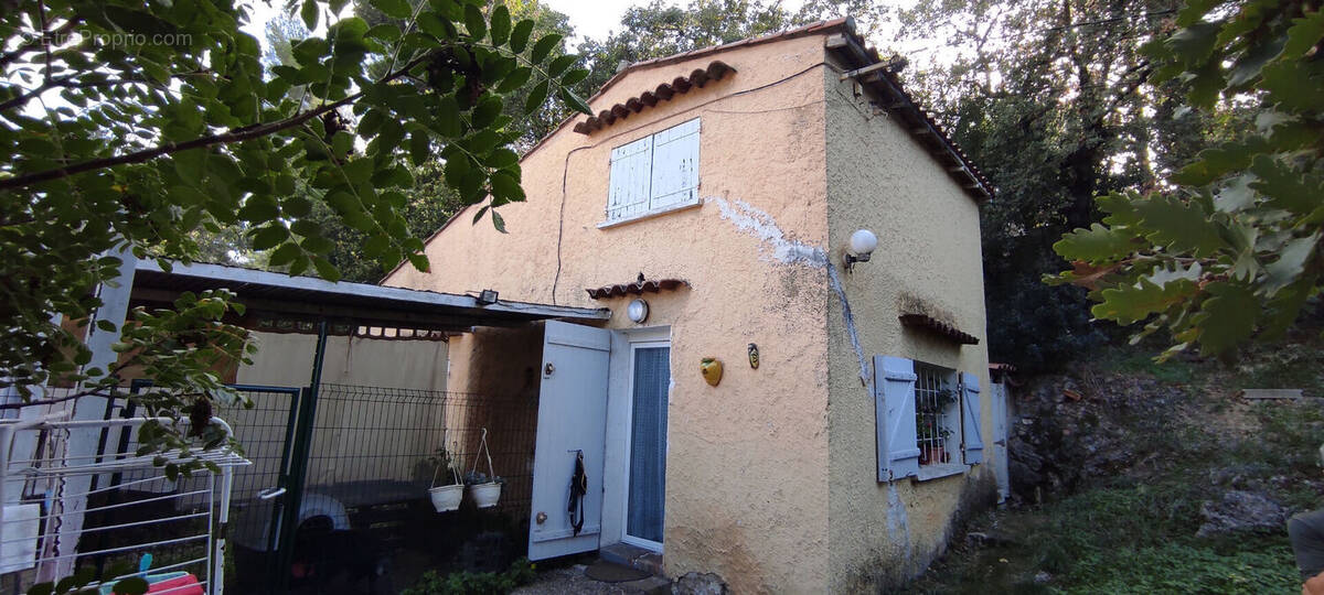 Maison à MARSEILLE-12E