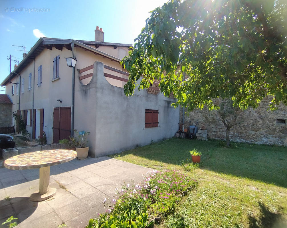 Maison à VERNOSC-LES-ANNONAY