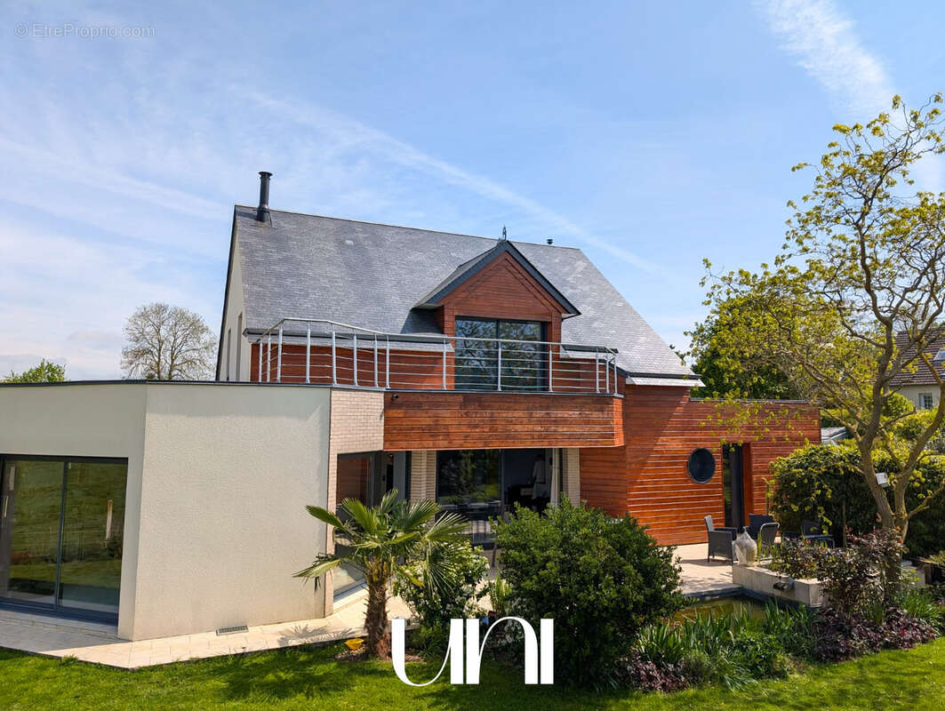 Maison à EVRECY