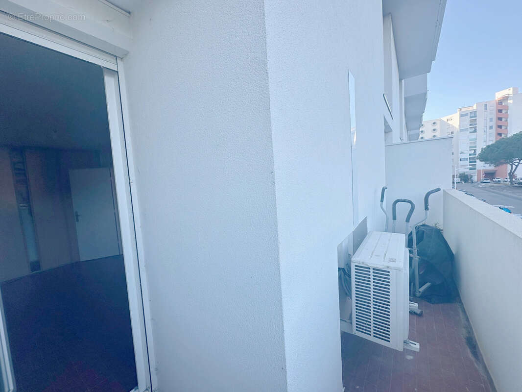 Appartement à MAUGUIO