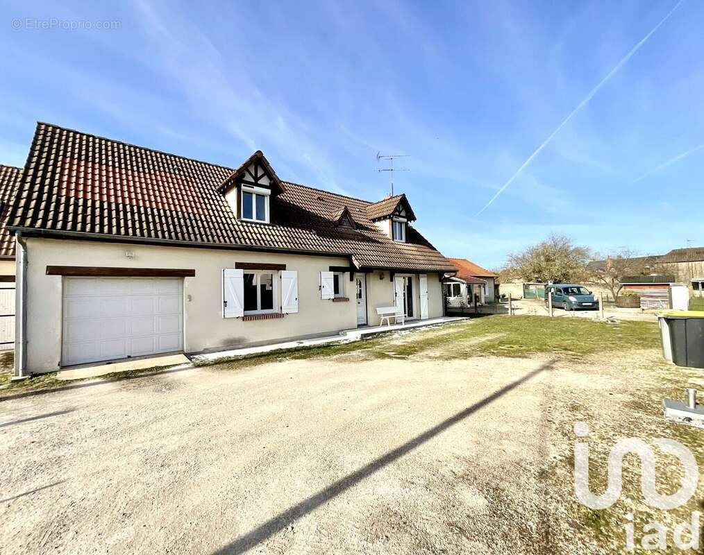 Photo 2 - Maison à ROMORANTIN-LANTHENAY