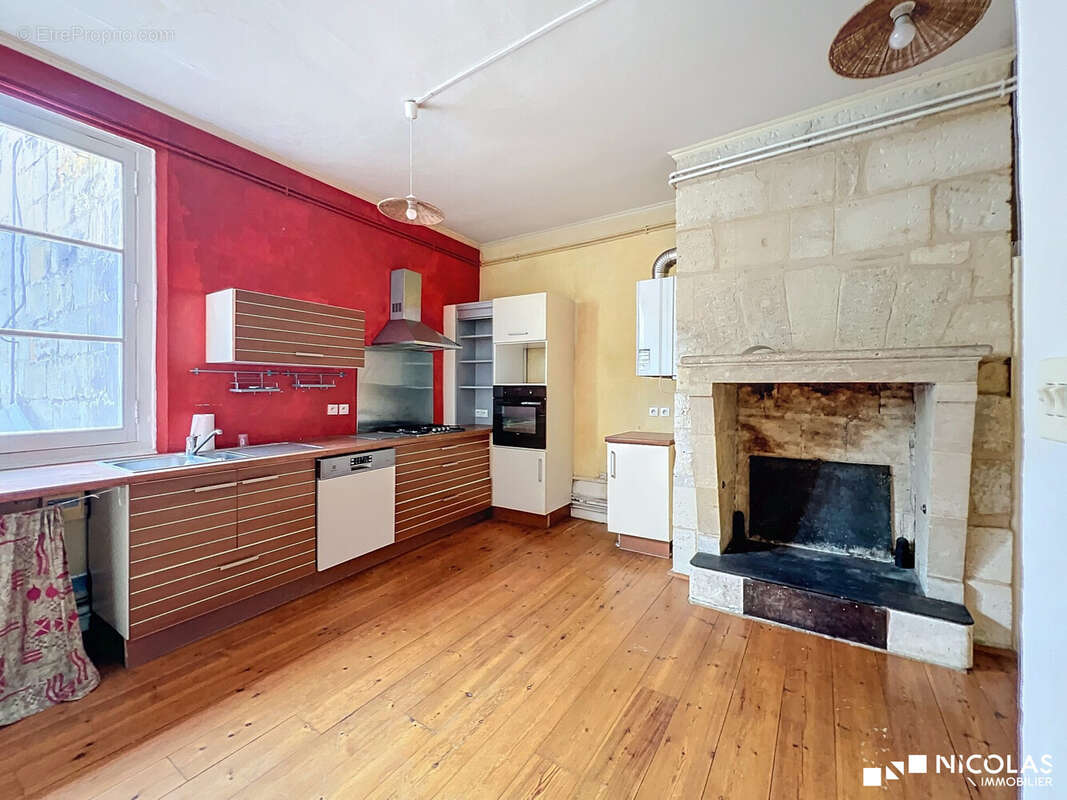 Appartement à BORDEAUX