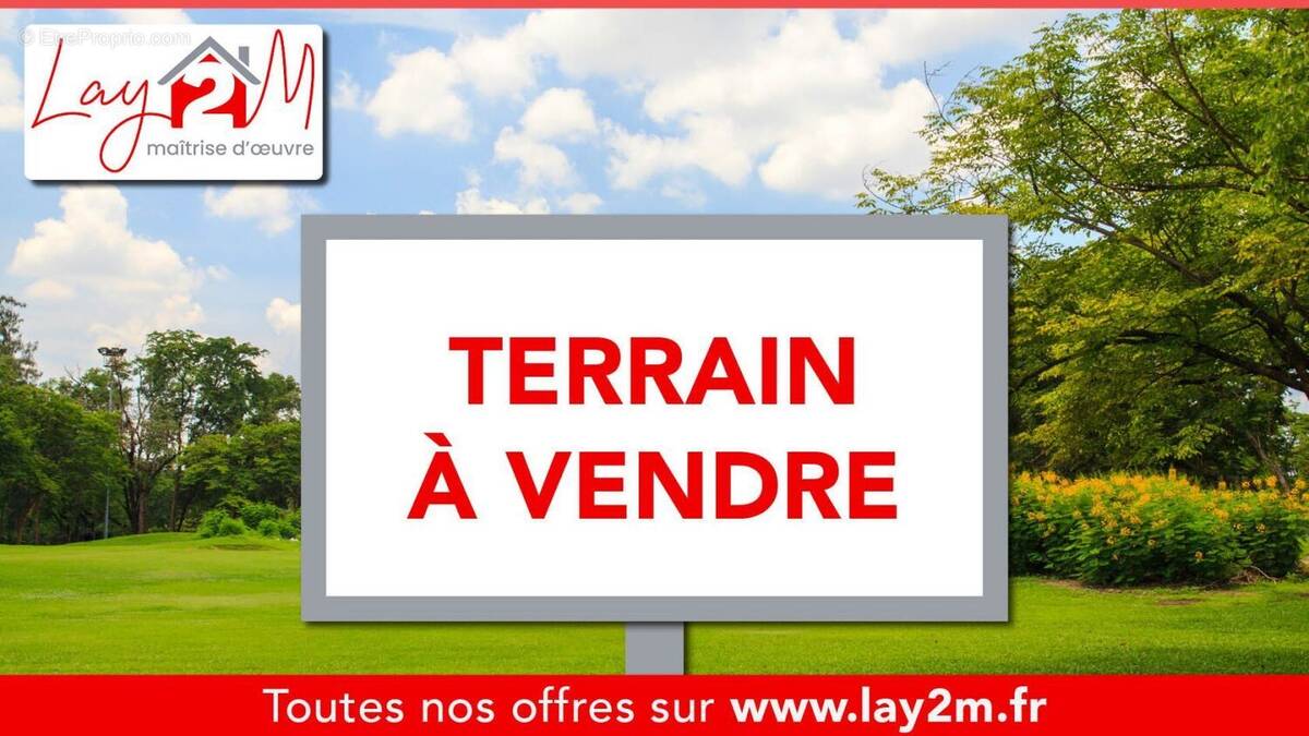 Terrain à SAINTE-GEMME-LA-PLAINE