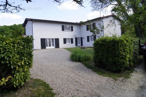 Maison à CROIGNON