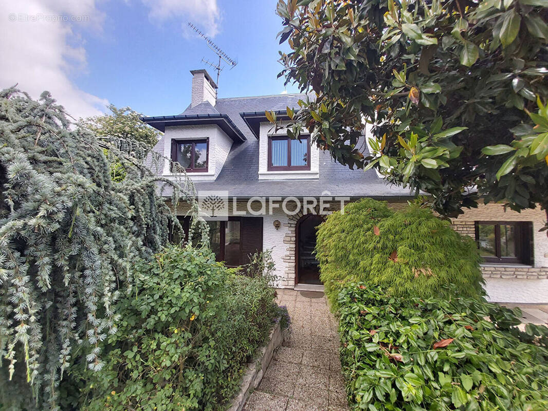 Maison à VILLEMOMBLE