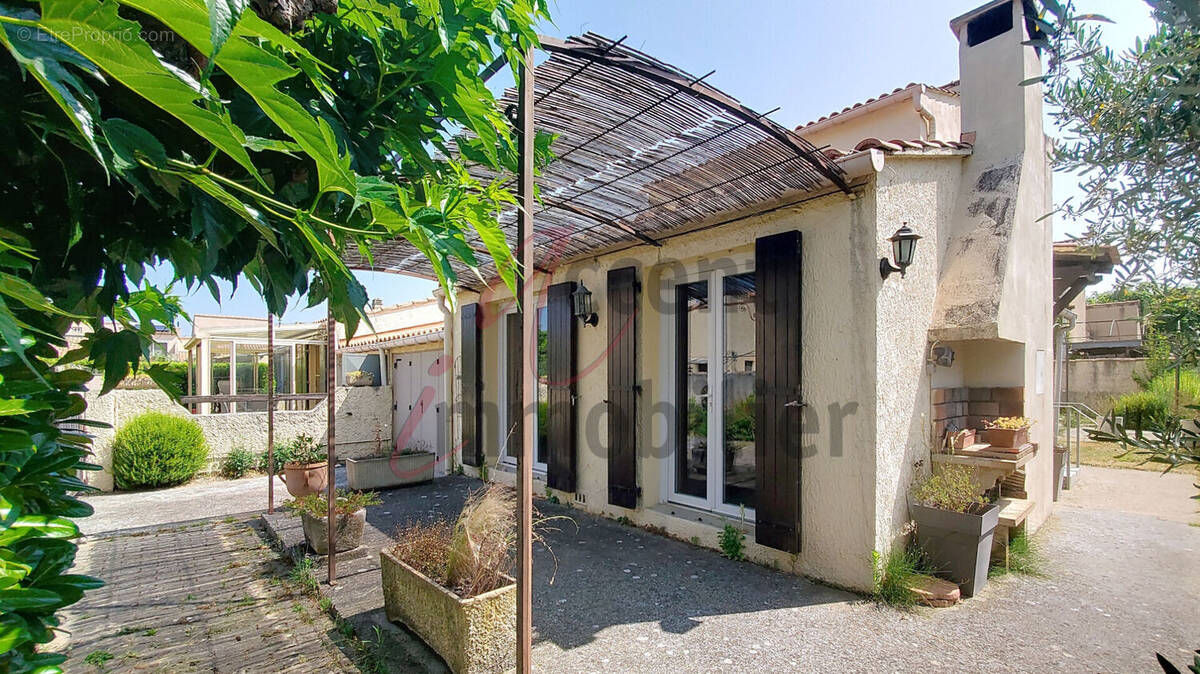 Maison à NOVES