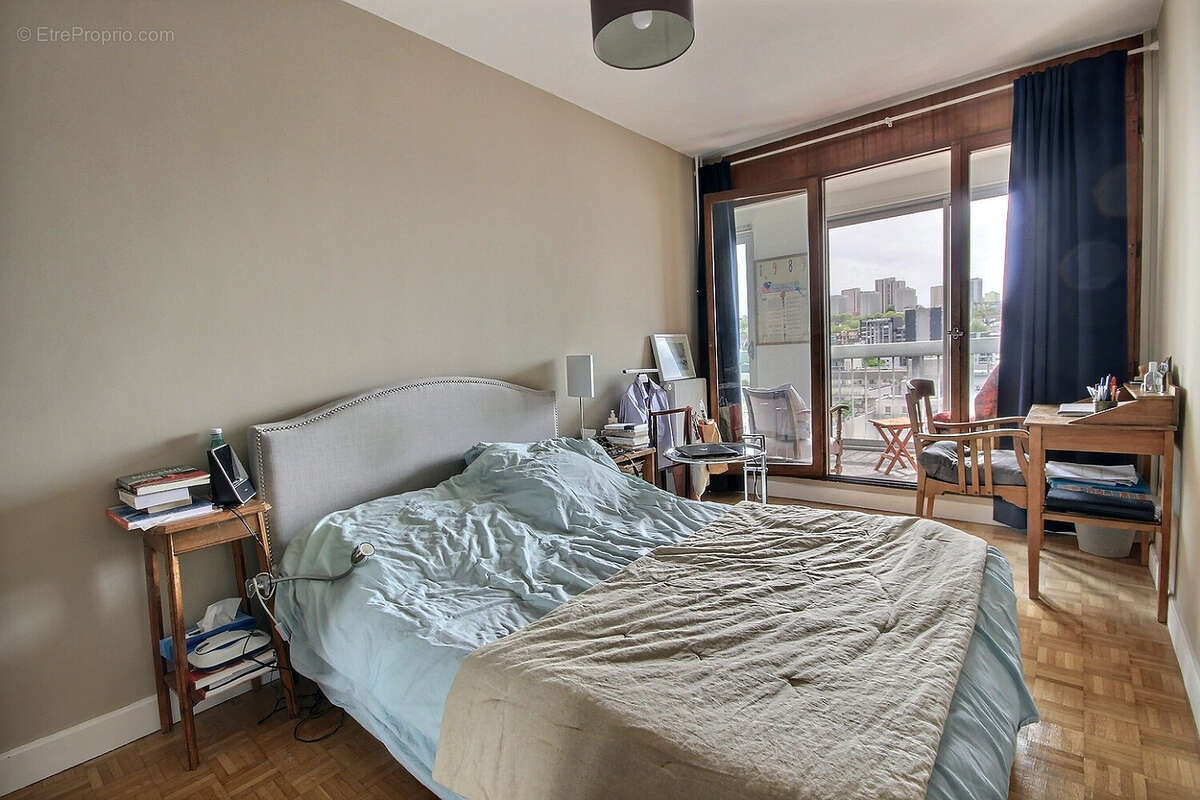 Appartement à PARIS-19E
