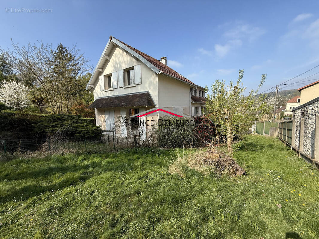 Maison à MONTLIGNON