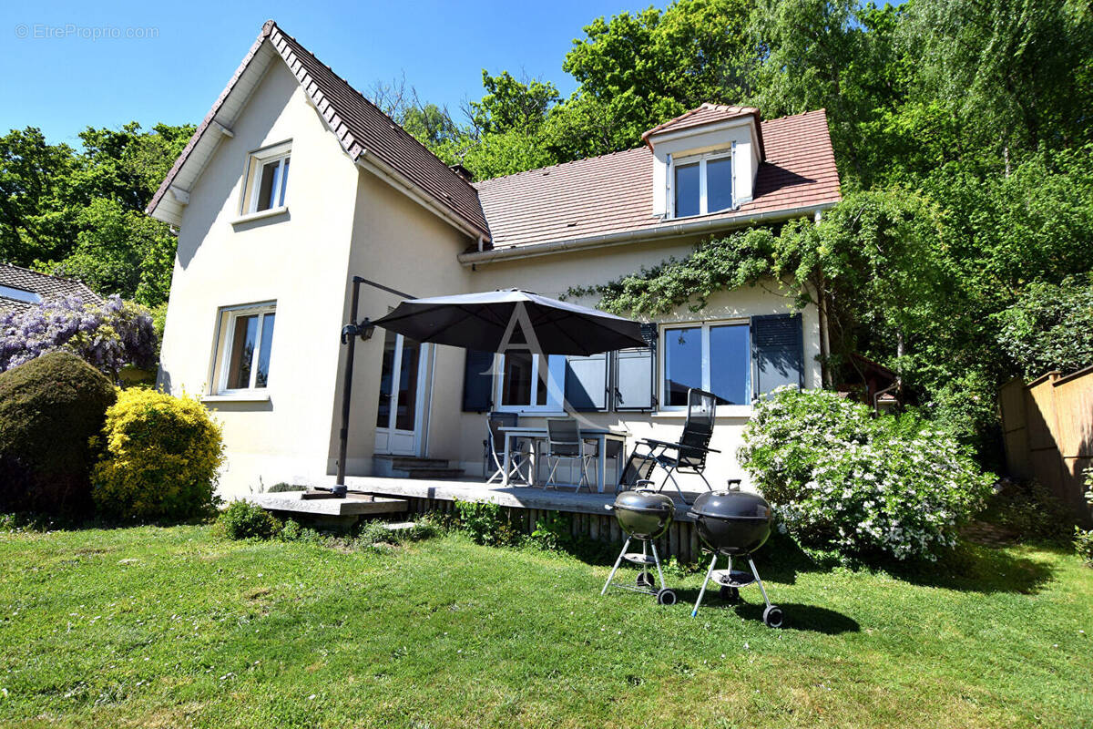Maison à GIF-SUR-YVETTE