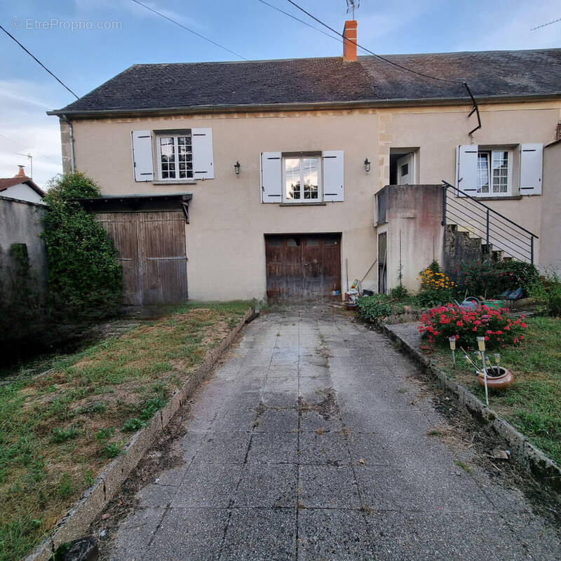 Maison à MARZY