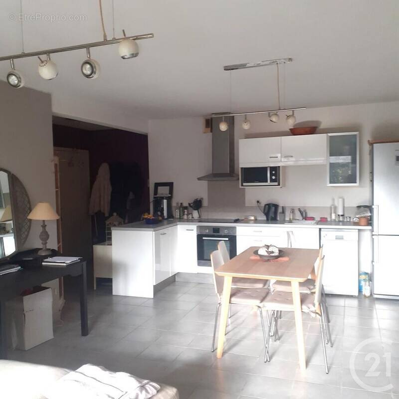 Appartement à POMPERTUZAT