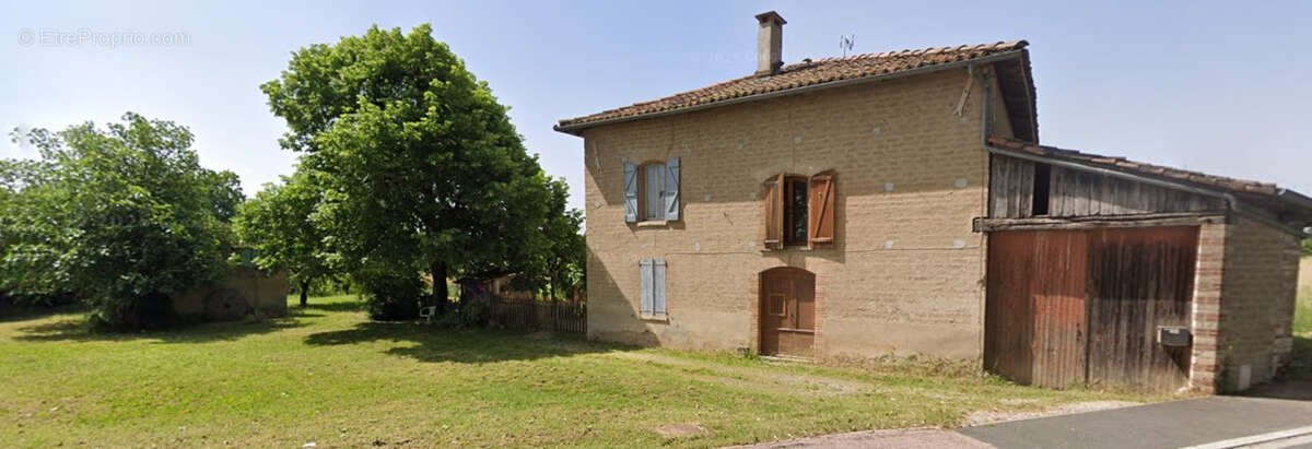 Maison à MONTANS