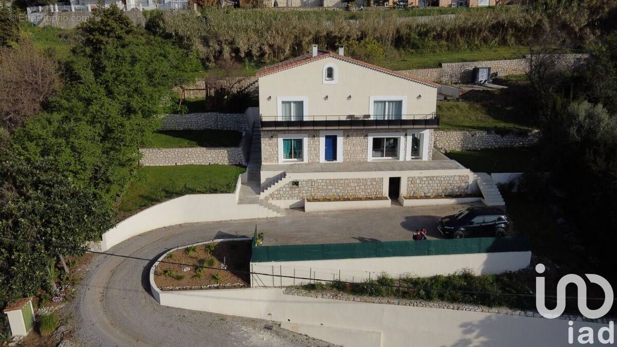 Photo 1 - Maison à SAINT-JEANNET