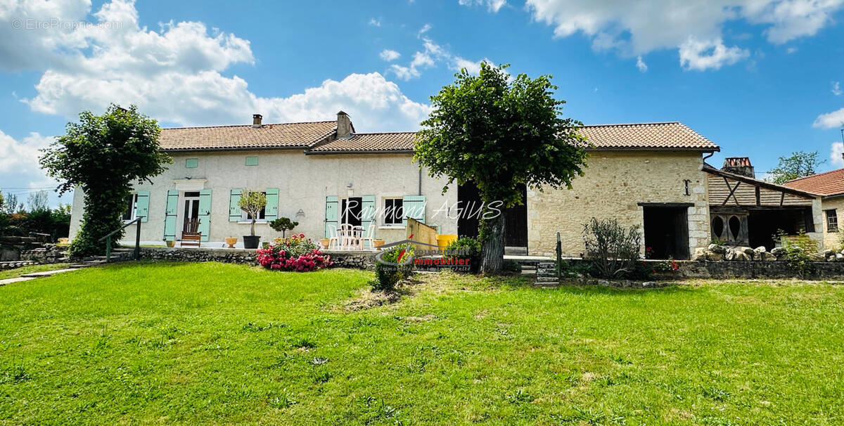 Maison à GARDONNE