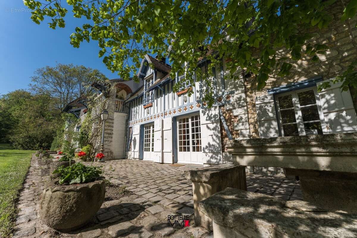 Maison à BOIS-LE-ROI