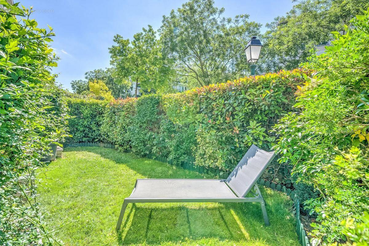 Appartement à VILLENEUVE-LA-GARENNE