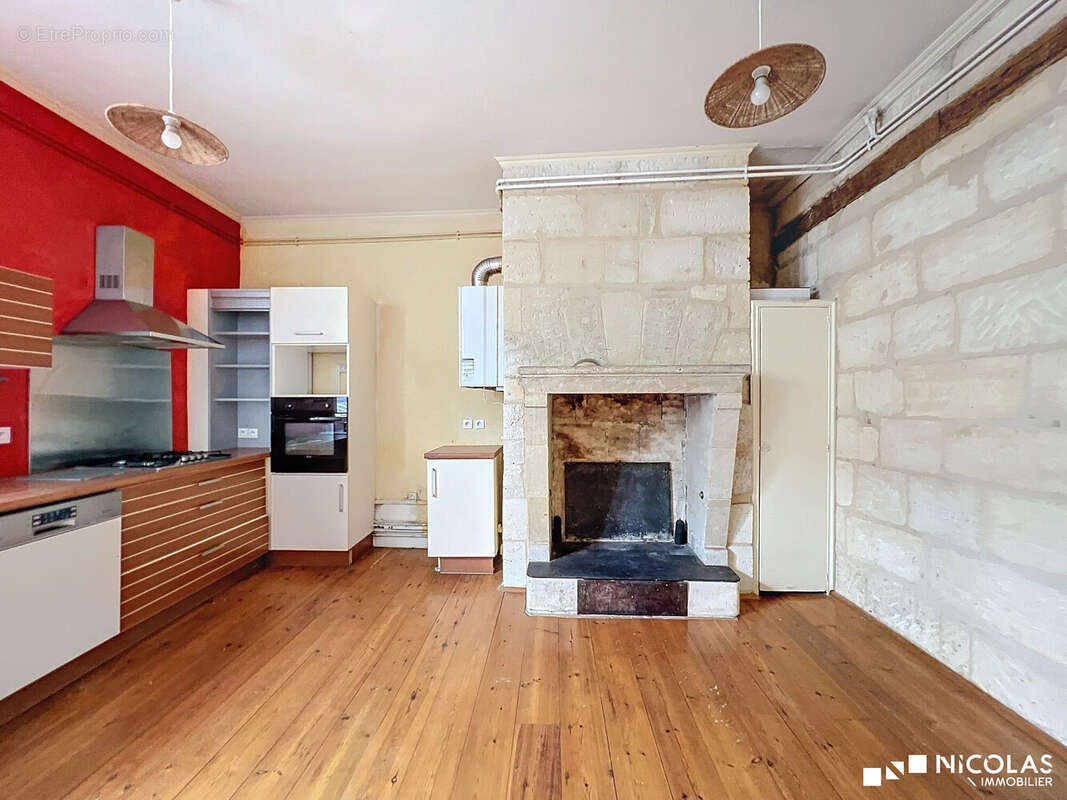 Appartement à BORDEAUX
